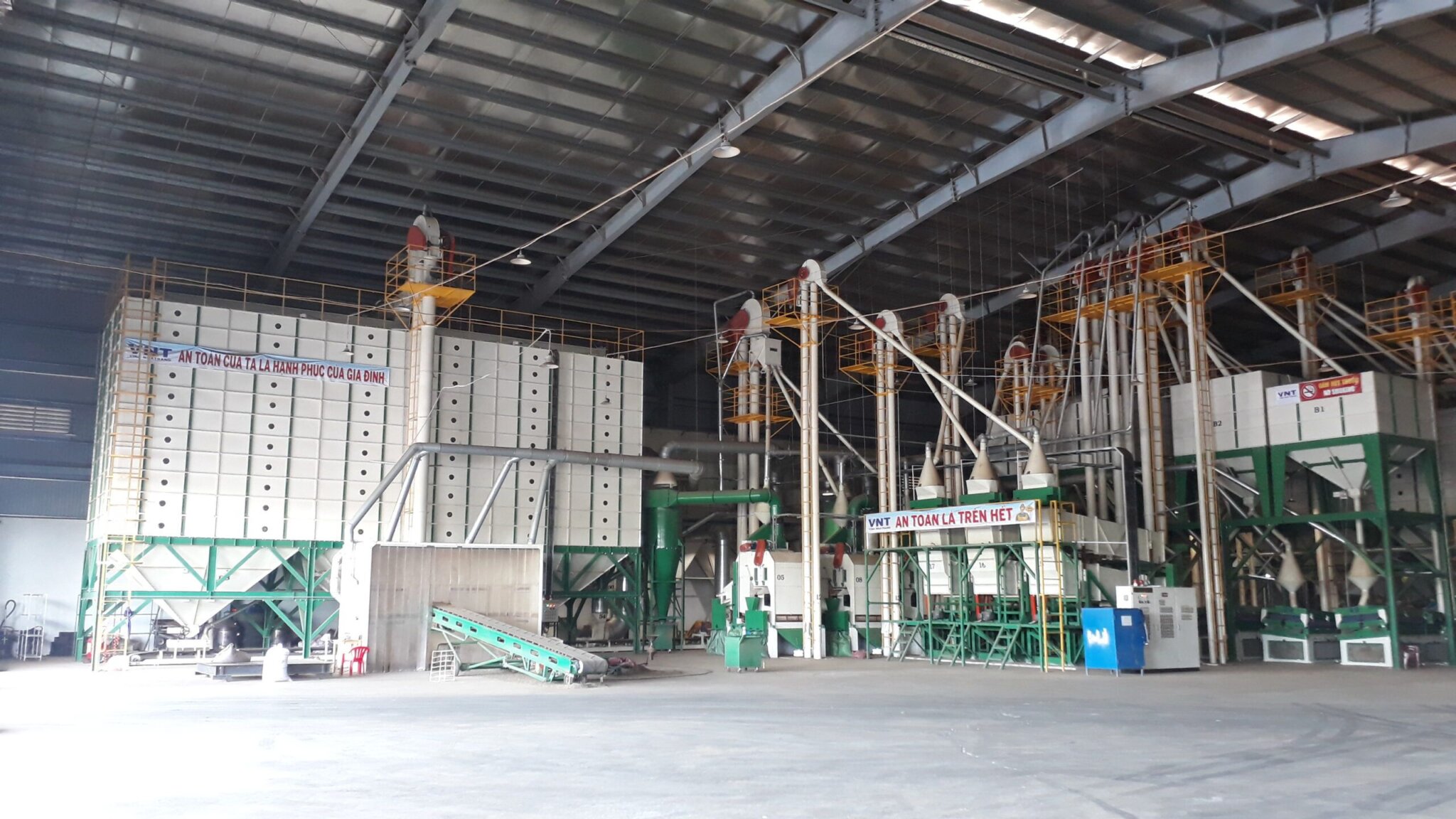 Green Coffee Preliminary Processing And Classification System, Capacity Of 36 Tons/Hour, Vietnam