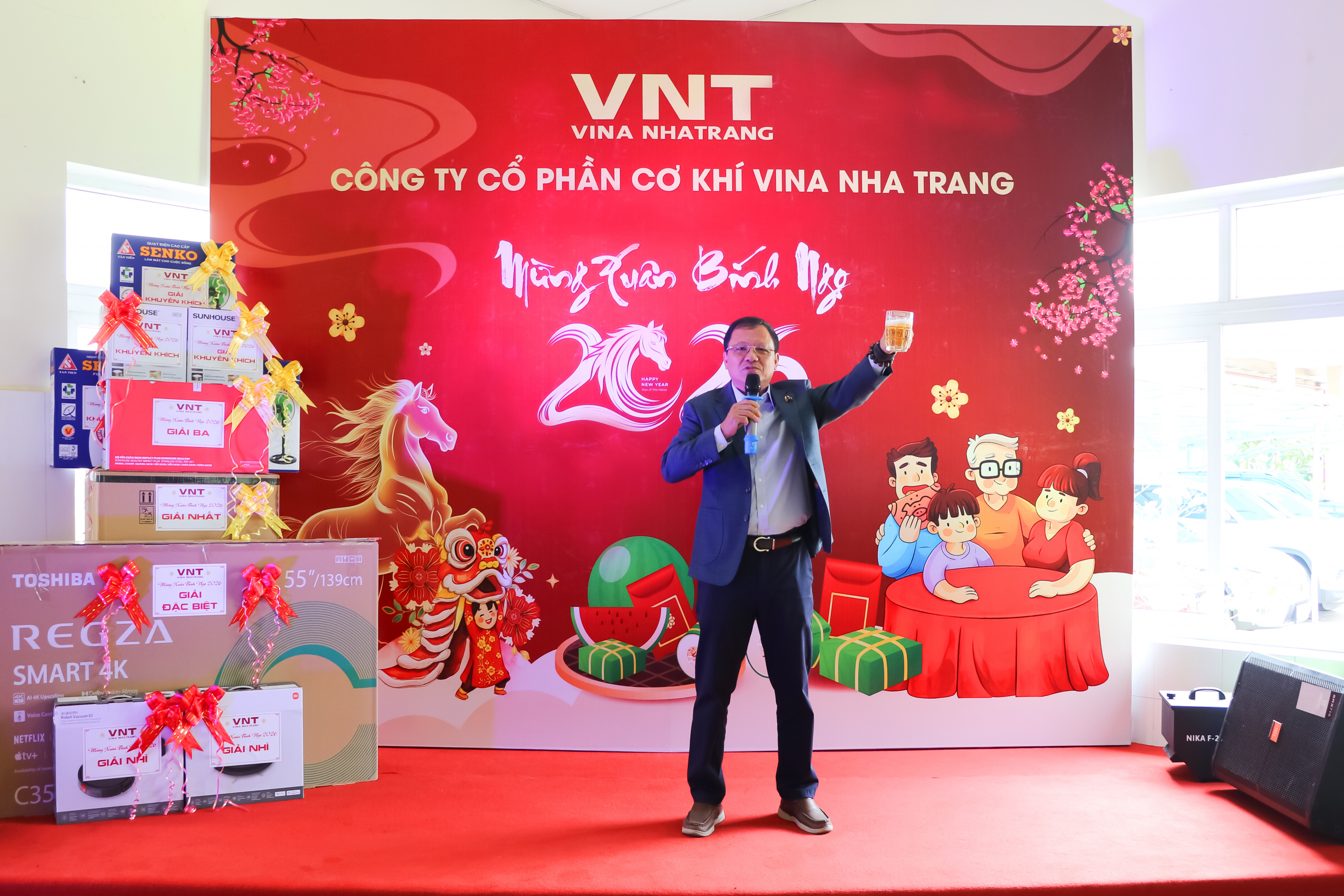 YEAR END PARTY – HÀNH TRÌNH MỘT NĂM ĐẦY DẤU ẤN CỦA VINA NHA TRANG 6 Anh 1 1 scaled